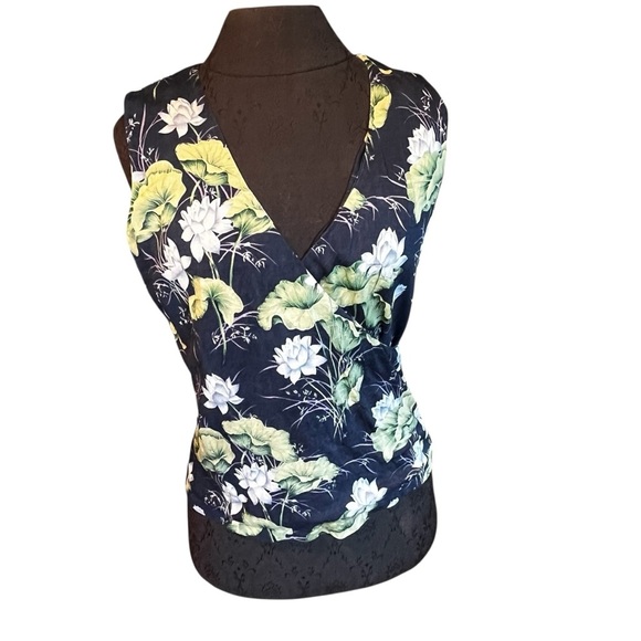 Tommy Bahama Navy Floral Silk Jersey Surplice Wrap Sleeveless Top Medium - Picture 1 of 8